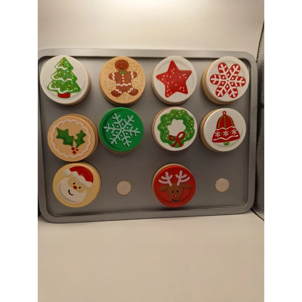 Melissa & Doug Slice and Bake Wooden Christmas Cookie Play Set Not Complete Set